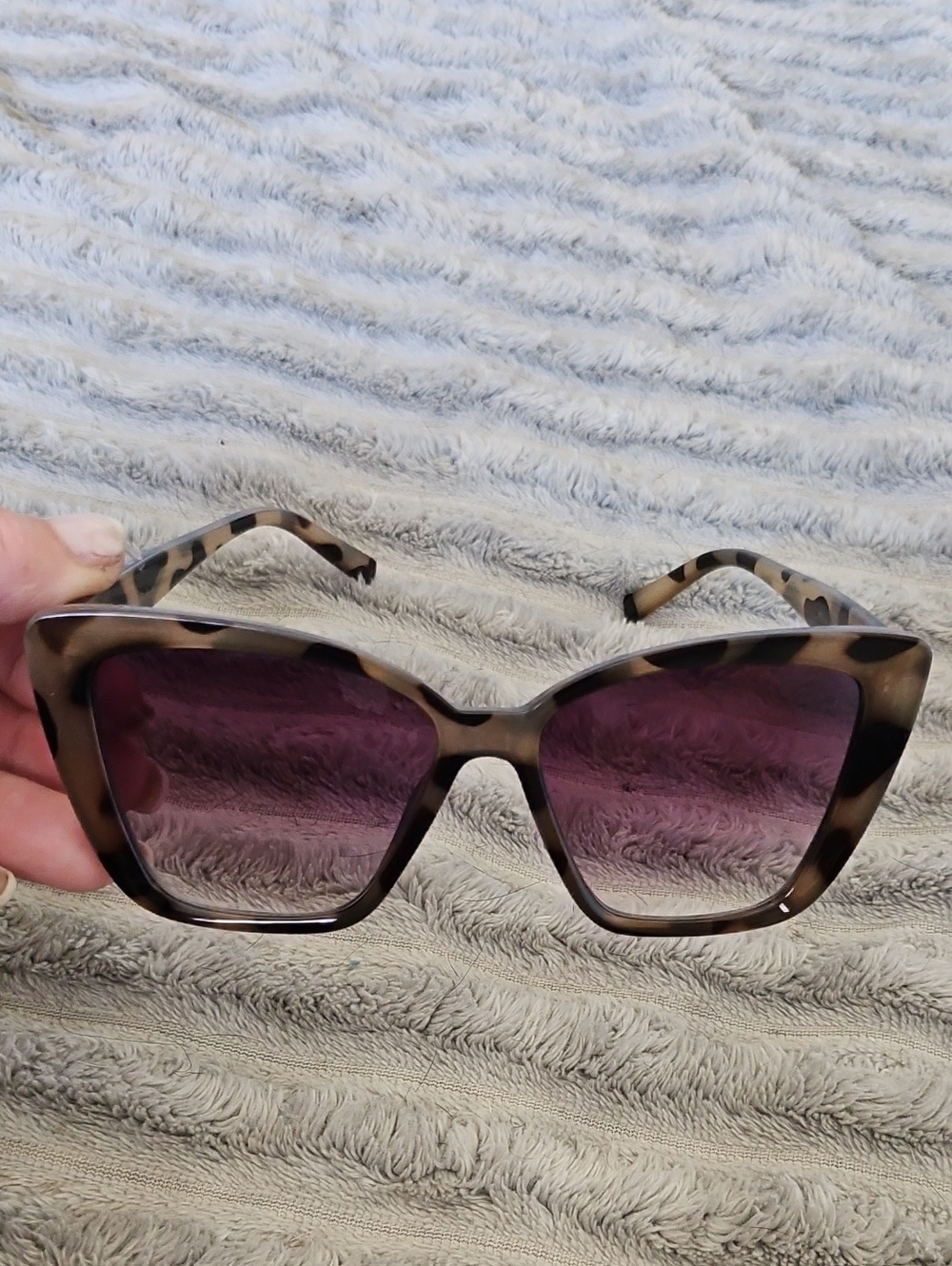 Kendall + Kylie KK5121 "Mazie" Designers!